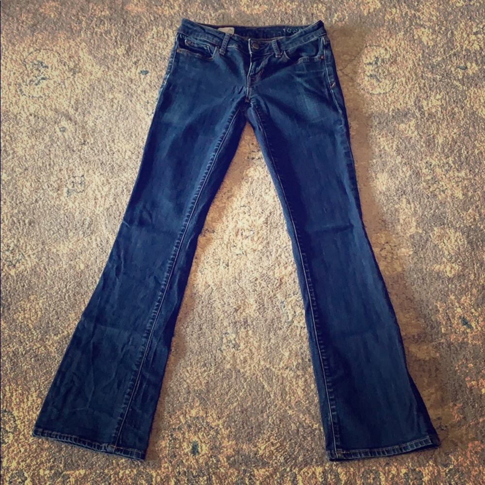 *SALE* Gap 1969 sexy bootcut jean size 25r